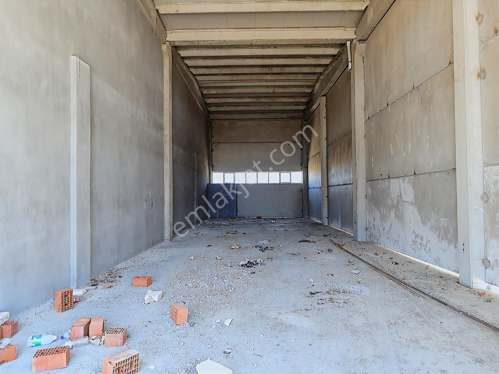 Osb Bölgesi Çevre Yolu Cepheli Polis Okulu Yanı 410m² Depo - Görsel 5