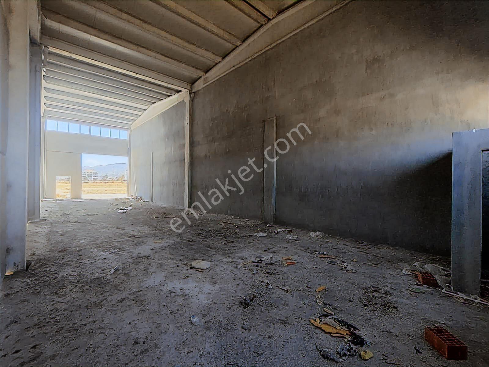 Osb Bölgesi Çevre Yolu Cepheli Polis Okulu Yanı 410m² Depo - Görsel 9