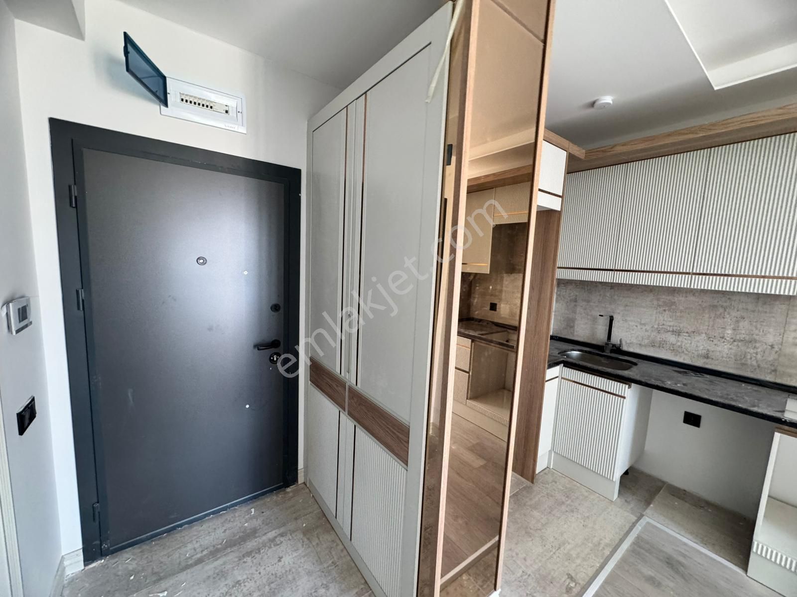 Bm"den Sıfır 1+1 Lüks Daire Aquaparklı-7/24güvenlik-sahile Yakın - Görsel 6