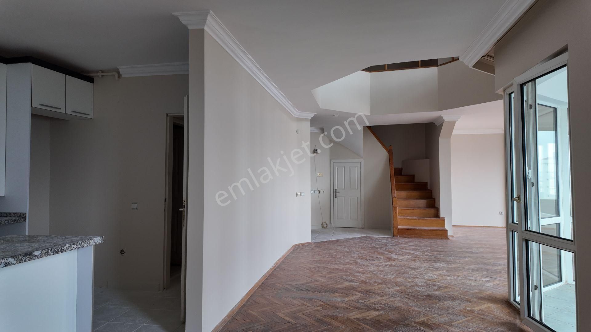 Fırsat Satılık Daire Sağlık Sit. 3+1 Dubleks 200m² - Görsel 3