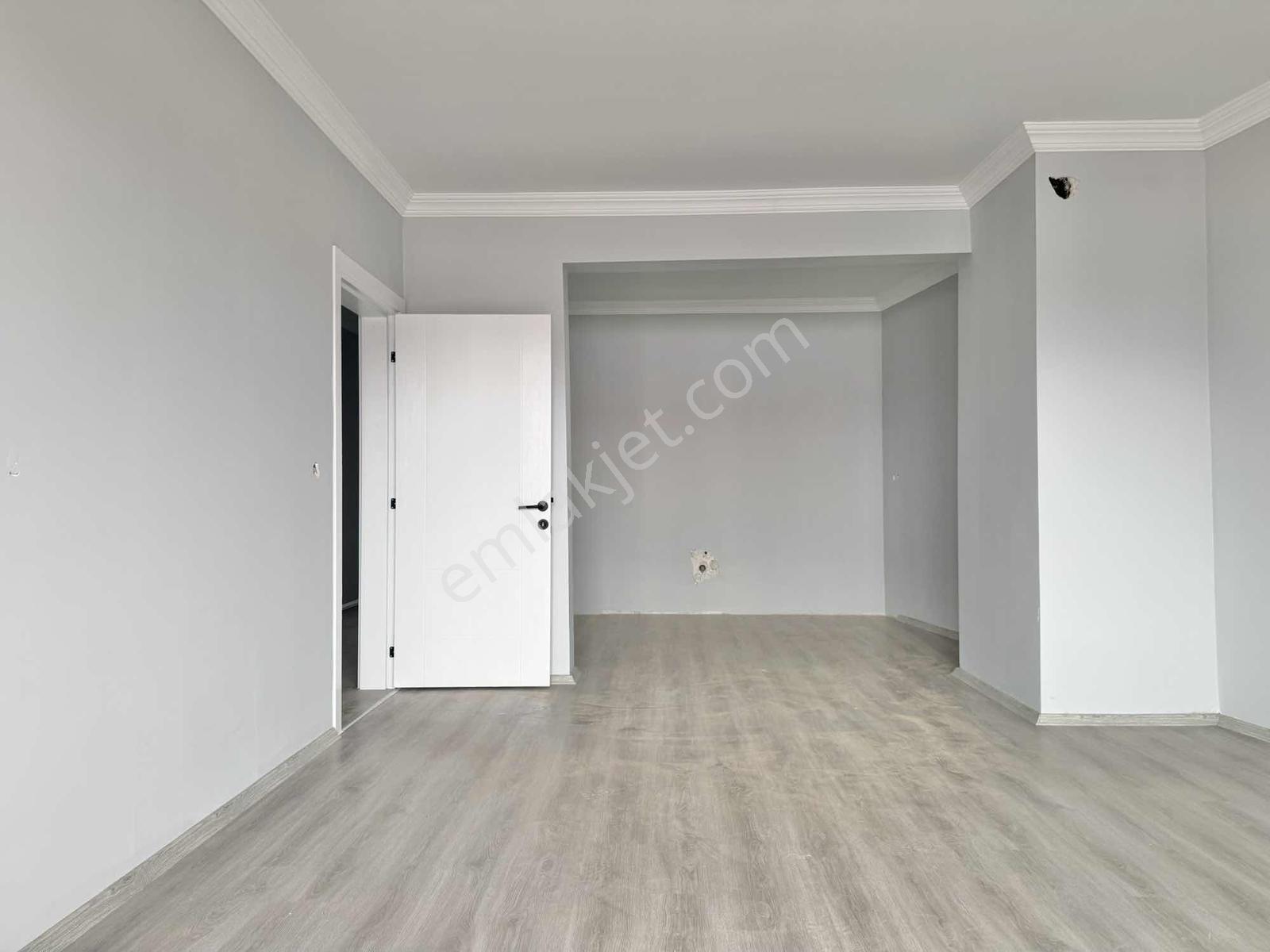 Şehir Merkezinde Satılık İçi Sıfır Yapılı Geniş Satılık Daire - Görsel 2