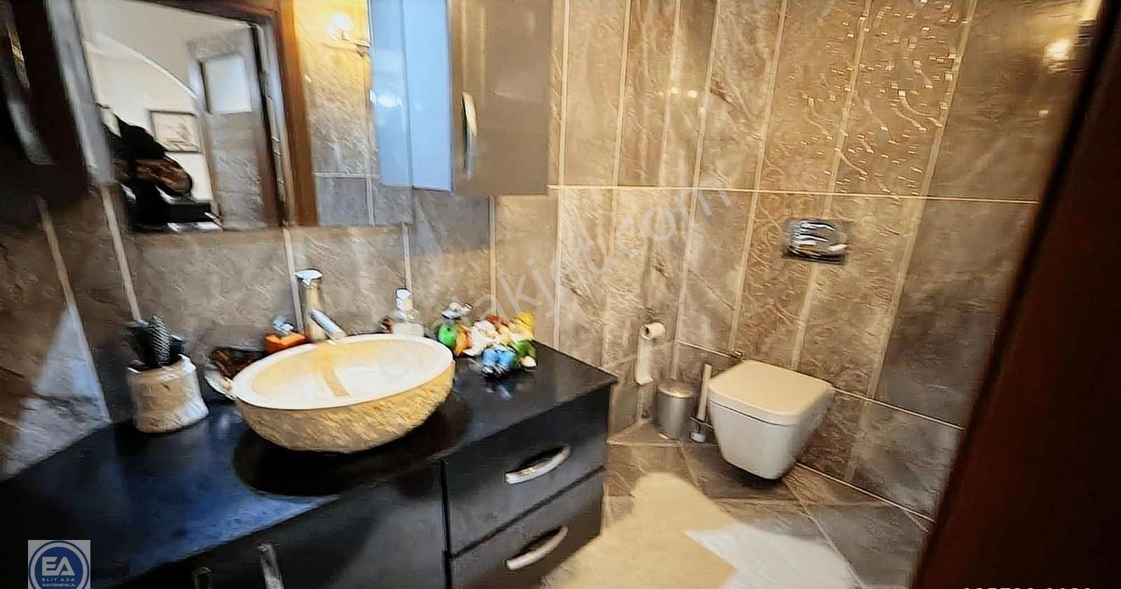 Kuşadası Davutlarda Denize 300 Metre 4+1 Eşyalı Bahçeli Yazlık - Görsel 19