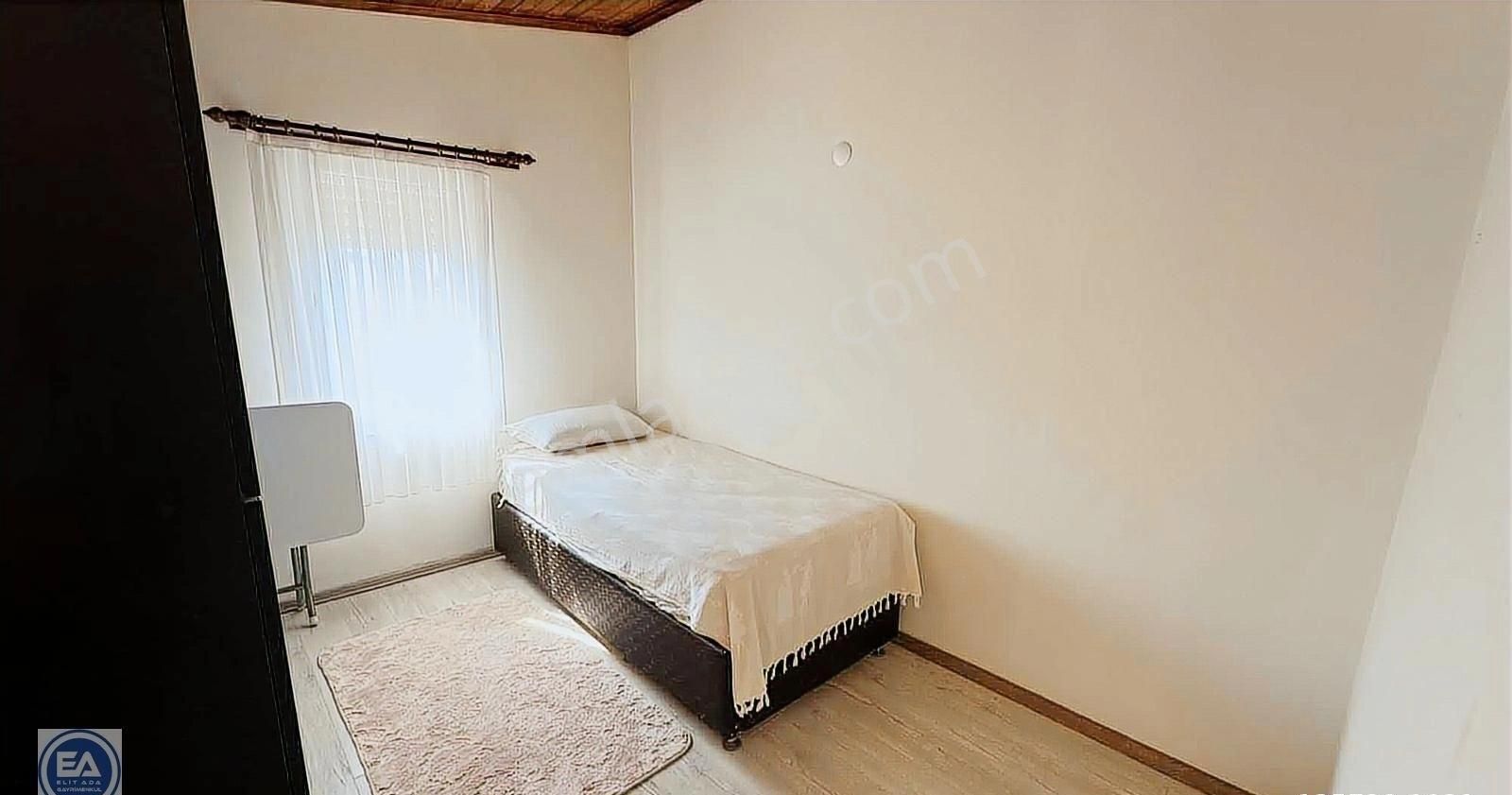 Kuşadası Davutlarda Denize 300 Metre 4+1 Eşyalı Bahçeli Yazlık - Görsel 6