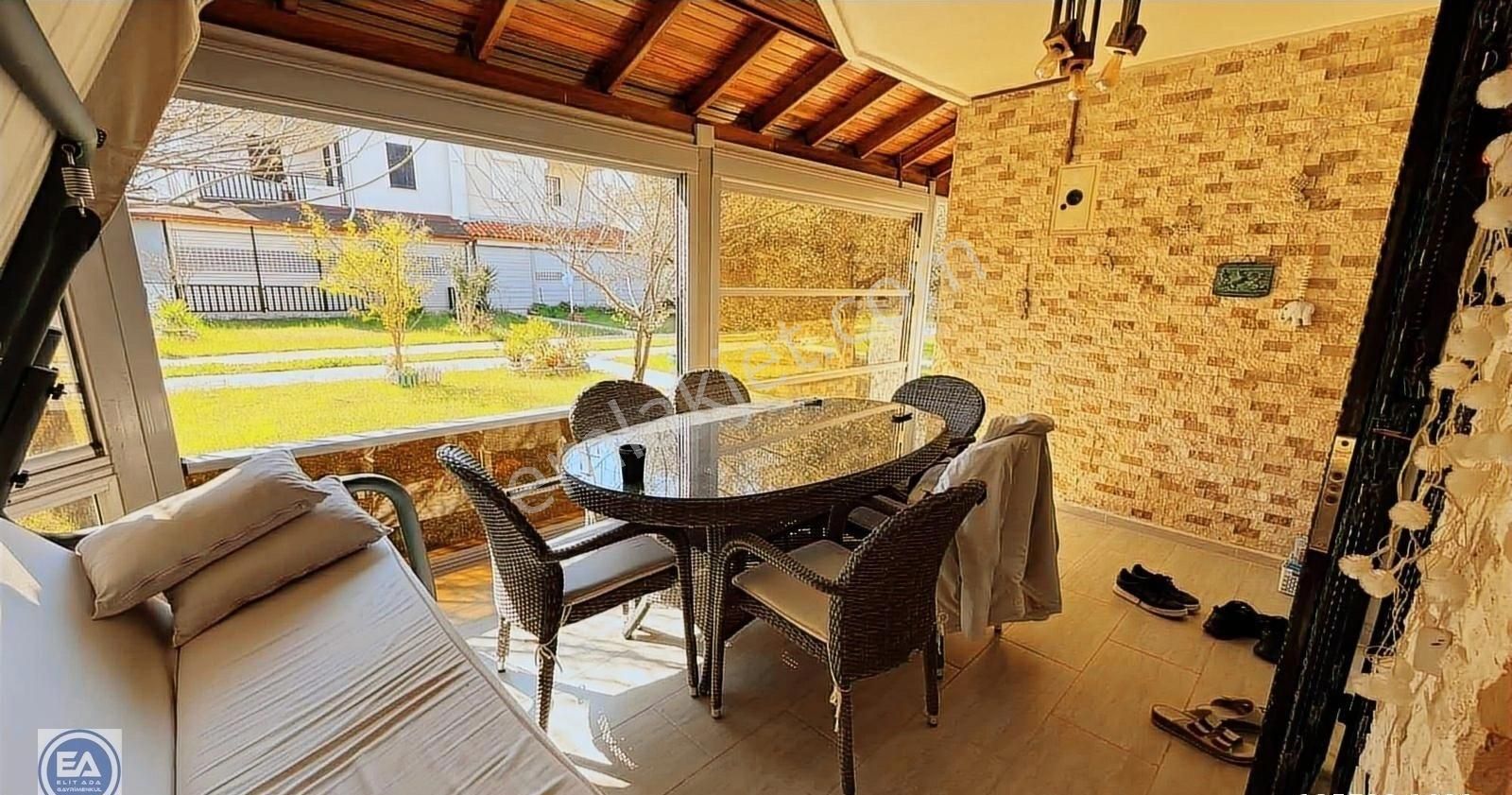 Kuşadası Davutlarda Denize 300 Metre 4+1 Eşyalı Bahçeli Yazlık - Görsel 15