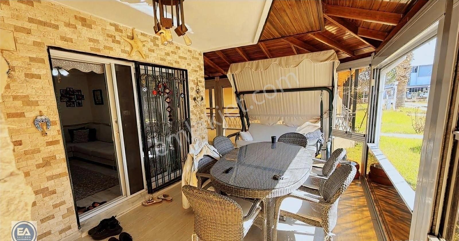 Kuşadası Davutlarda Denize 300 Metre 4+1 Eşyalı Bahçeli Yazlık - Görsel 31