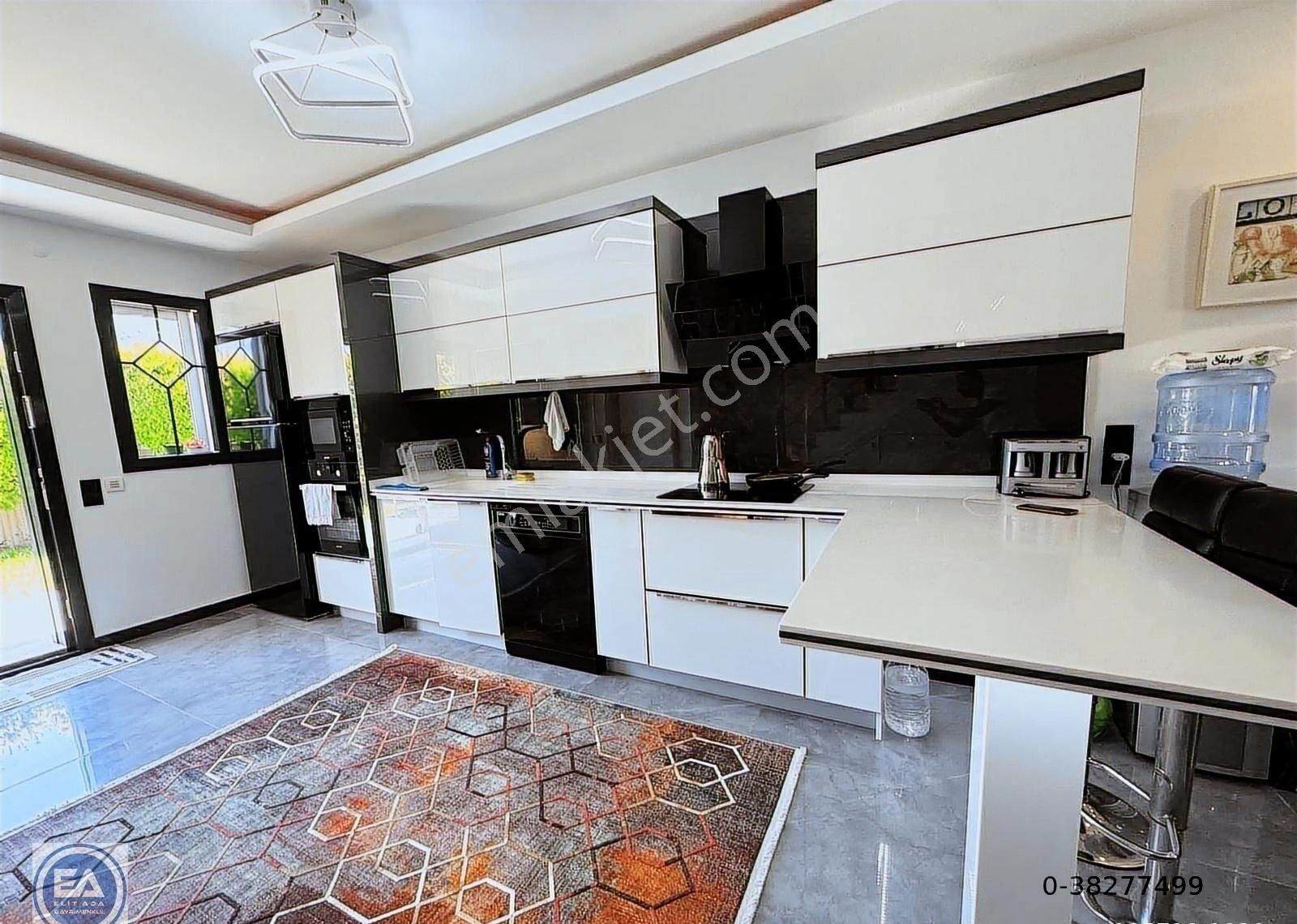 Kuşadası Güzelçamlı'da Havuzlu Sitede 4 + 1 Satılık - Görsel 11