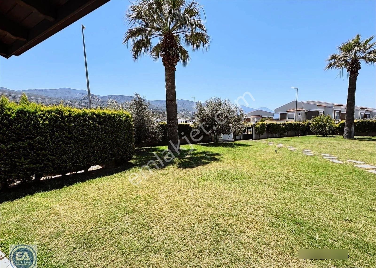 Kuşadası Güzelçamlı'da Havuzlu Sitede 4 + 1 Satılık - Görsel 4