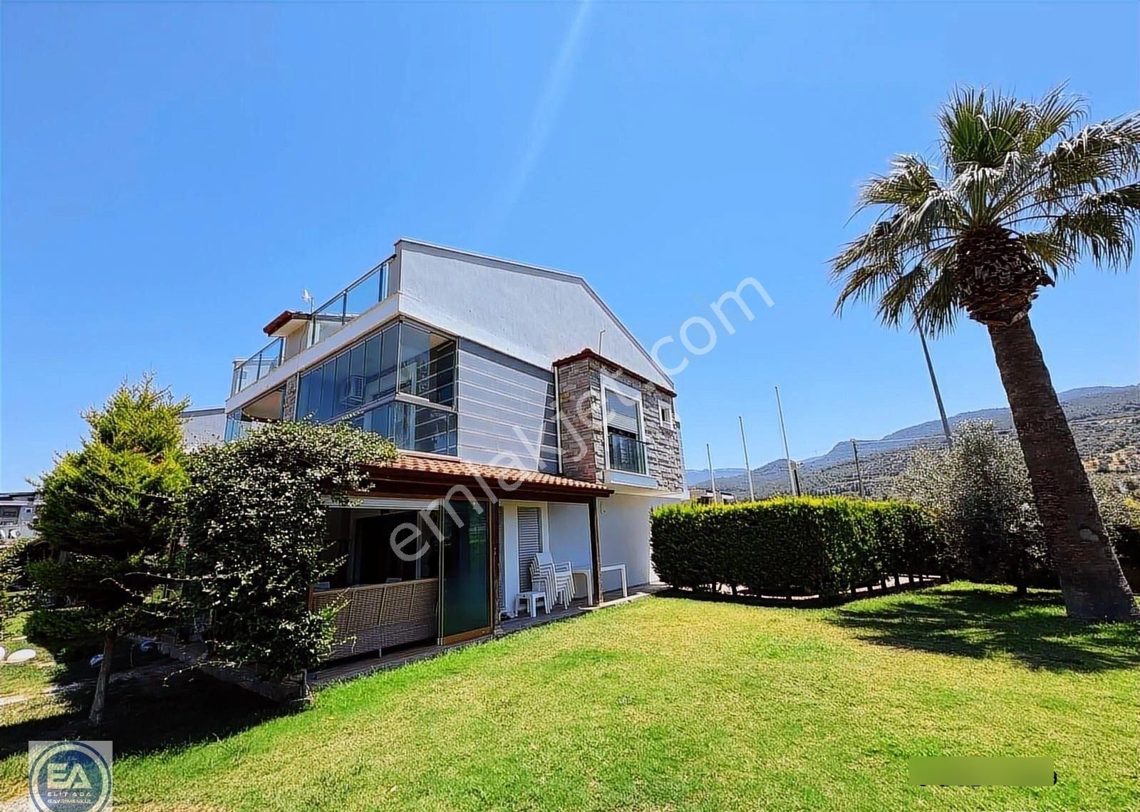 Kuşadası Güzelçamlı'da Havuzlu Sitede 4 + 1 Satılık - Görsel 9