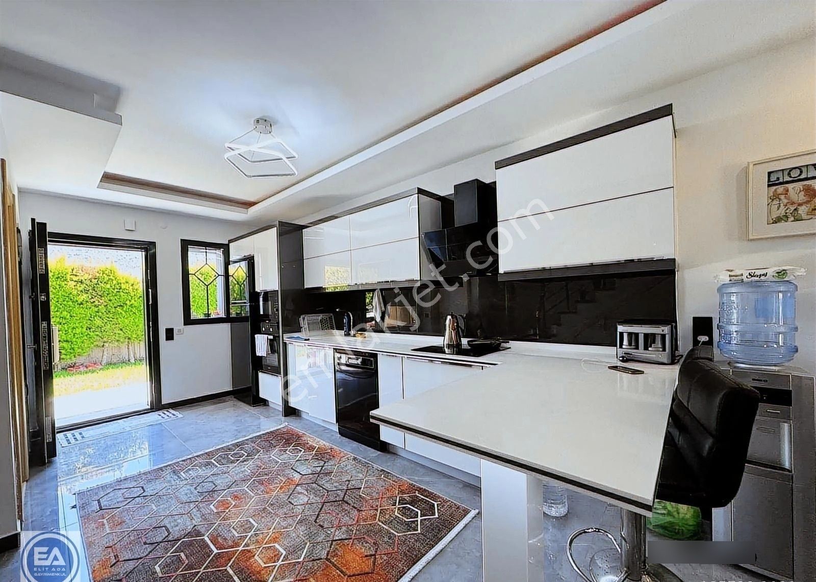 Kuşadası Güzelçamlı'da Havuzlu Sitede 4 + 1 Satılık - Görsel 16