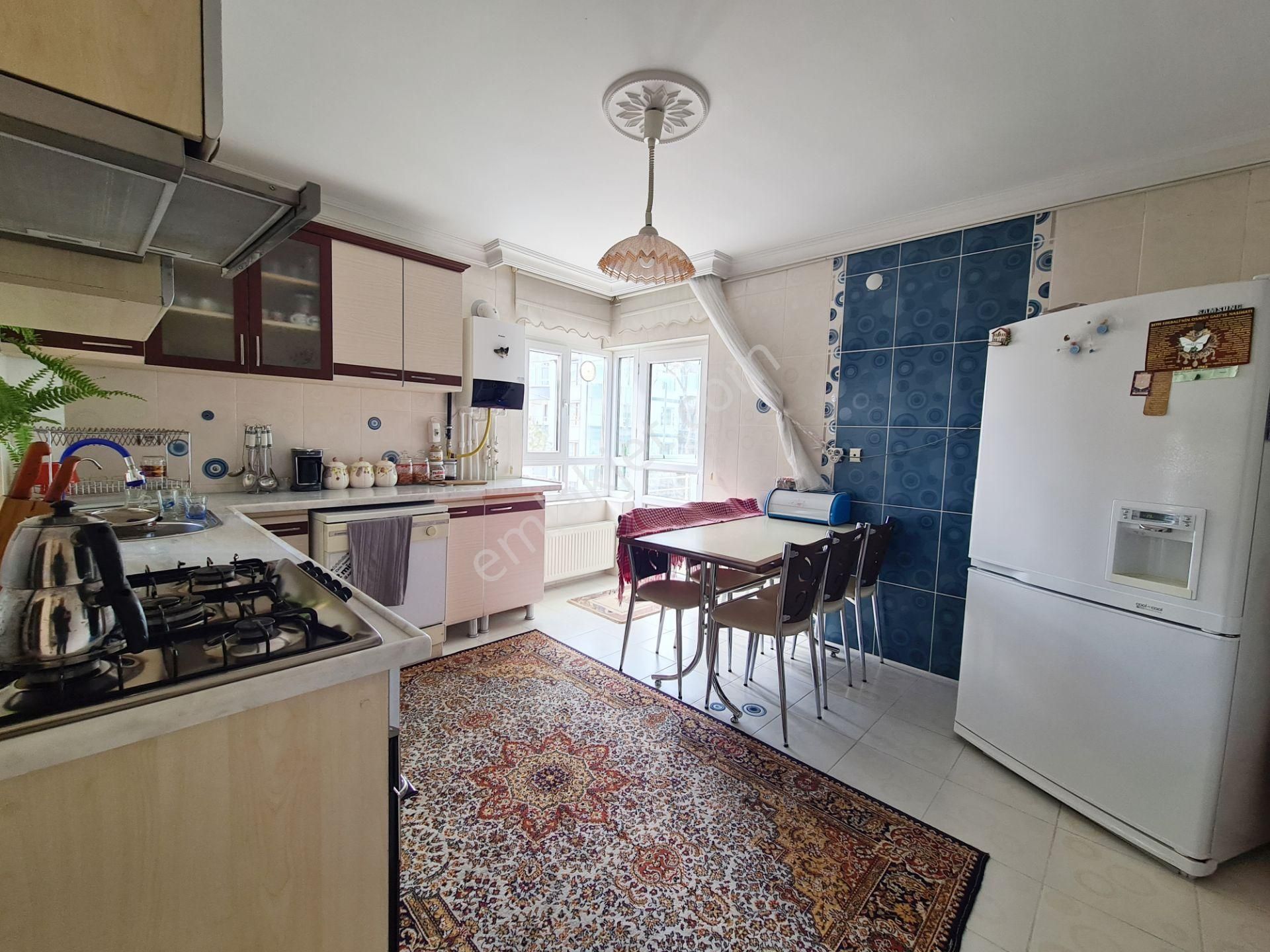 Antares Avm Yakını Asansörlü Ebeveyn Banyolu Kök Tapu 155m 4+1 - Görsel 2