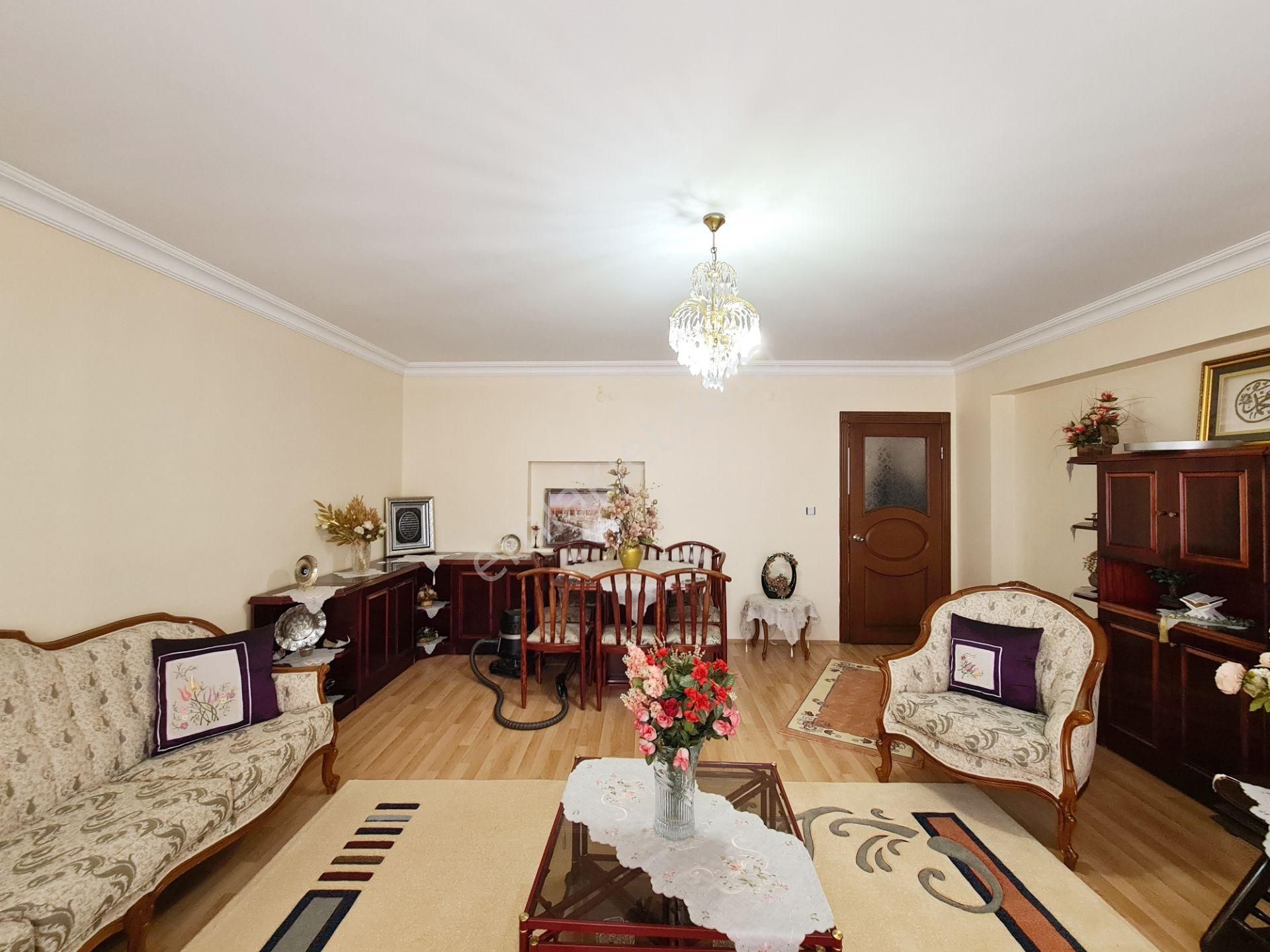 Antares Avm Yakını Asansörlü Ebeveyn Banyolu Kök Tapu 155m 4+1 - Görsel 14