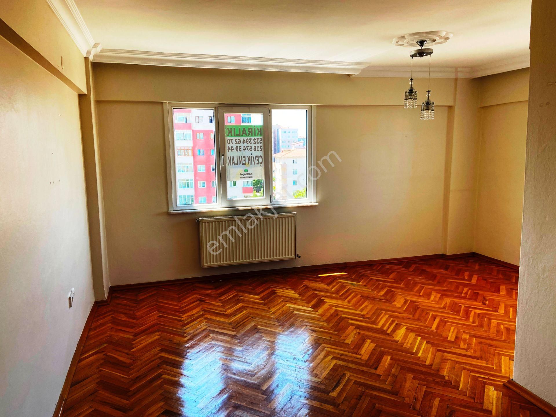 Çevik 'ten İçerenköyde Kiralık 2+1 Daire. - Görsel 3