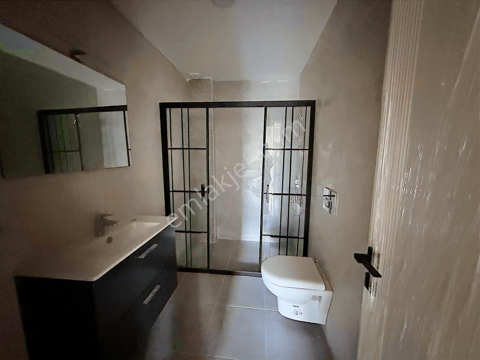 Kuşadası Davutlar Merkezde 2+1 Ferah Ve Uygun Fiyatlı - Görsel 18