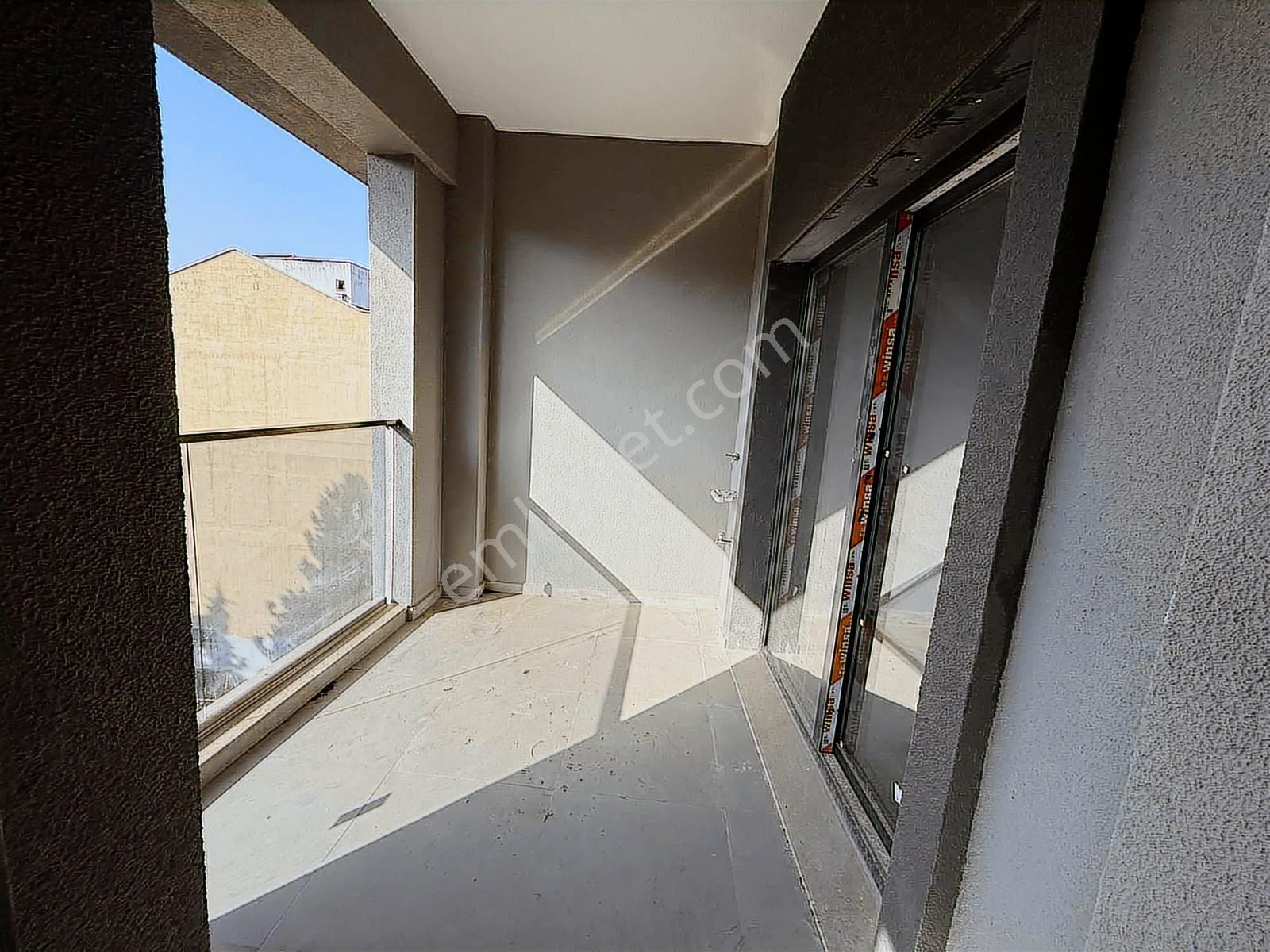 Kuşadası Davutlar Merkezde 2+1 Ferah Ve Uygun Fiyatlı - Görsel 7