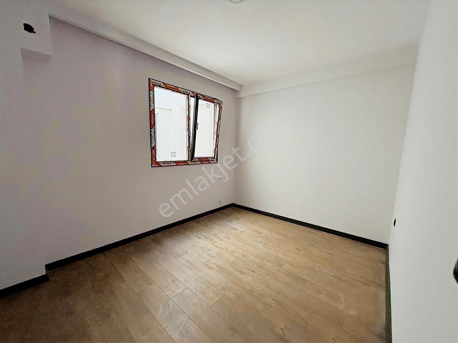 Kuşadası Davutlar Merkezde 2+1 Ferah Ve Uygun Fiyatlı - Görsel 8