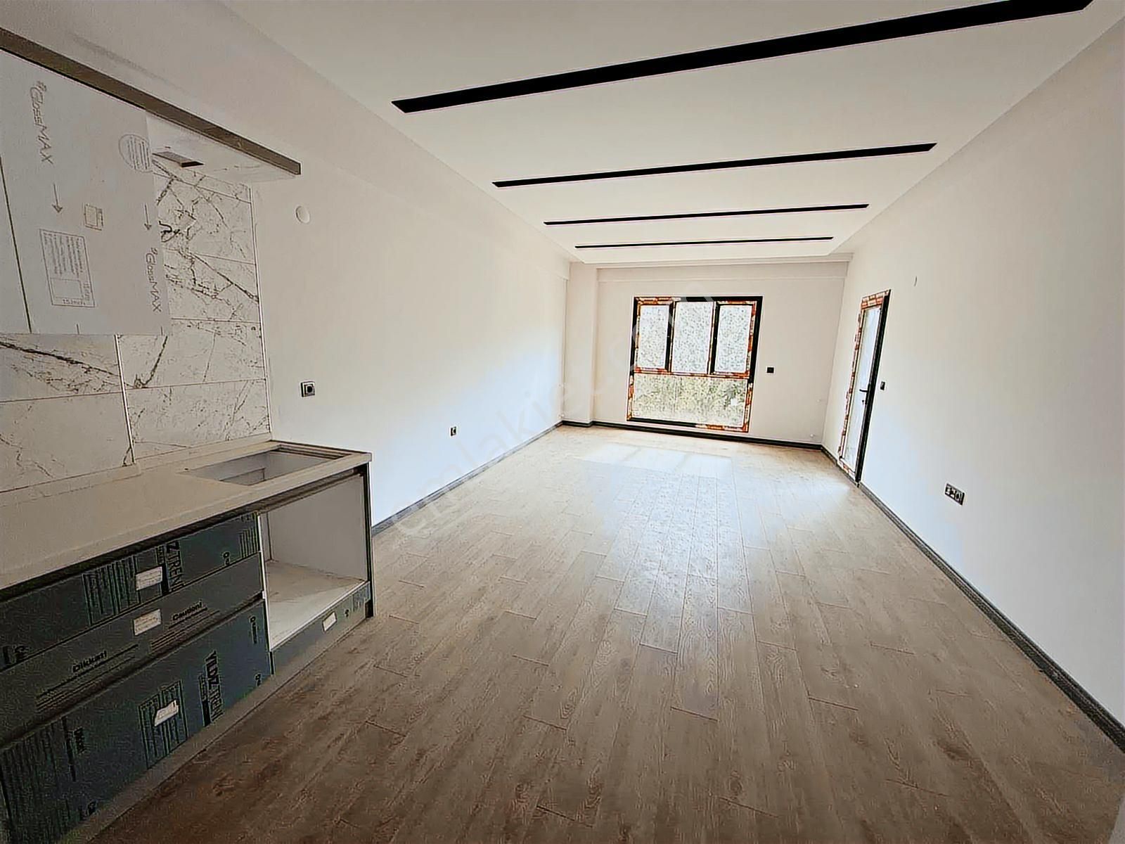 Kuşadası Davutlar Merkezde 2+1 Ferah Ve Uygun Fiyatlı - Görsel 13