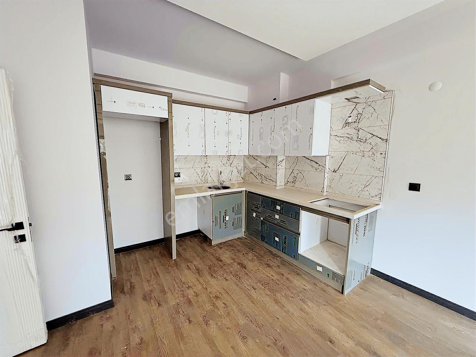 Kuşadası Davutlar Merkezde 2+1 Ferah Ve Uygun Fiyatlı - Görsel 12