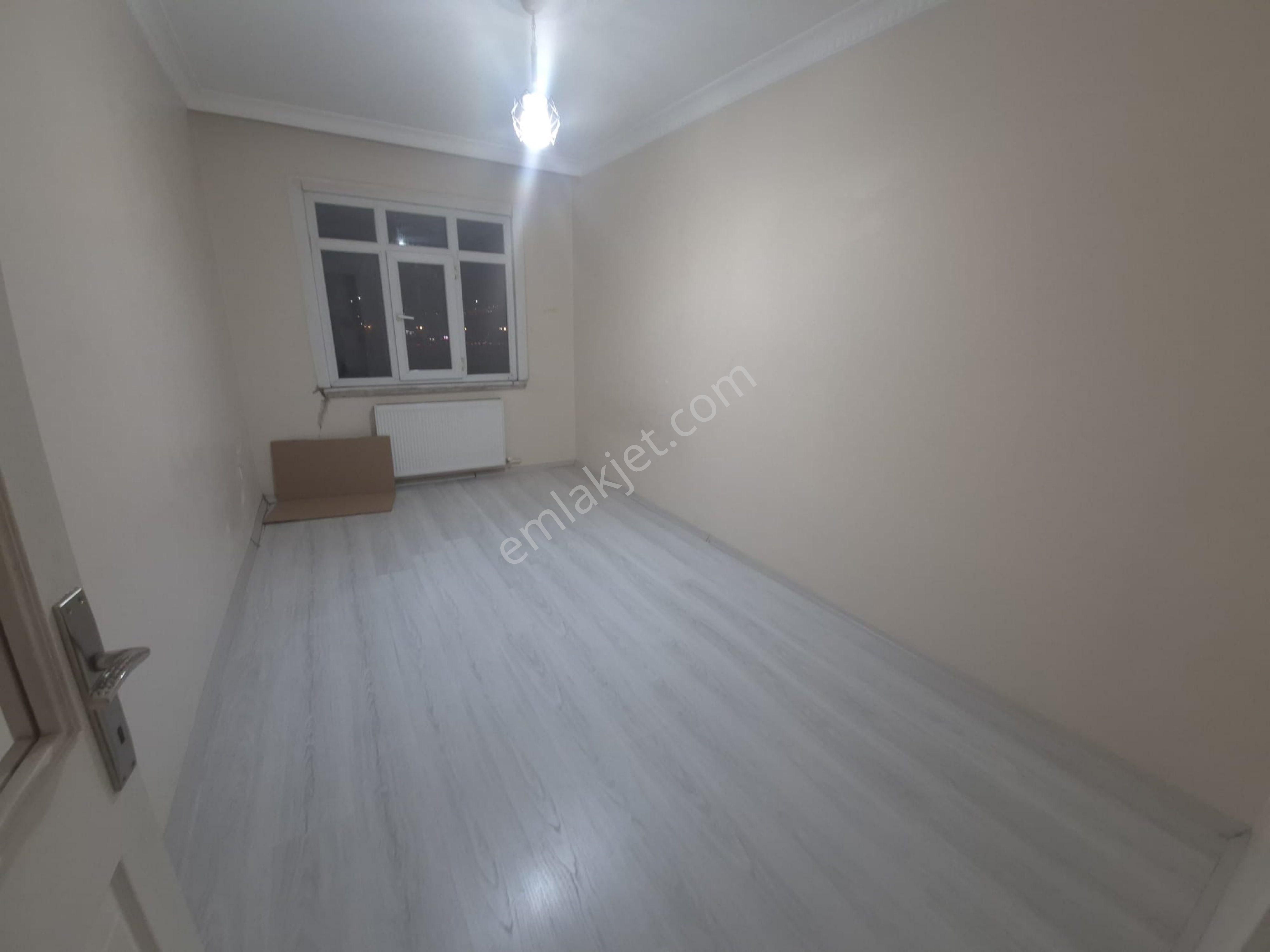 Karadeniz Mah 3+1 130 M2 5. Kat Temiz Tramvaya Yakın Kiralık Daire Asansör Yok - Görsel 6