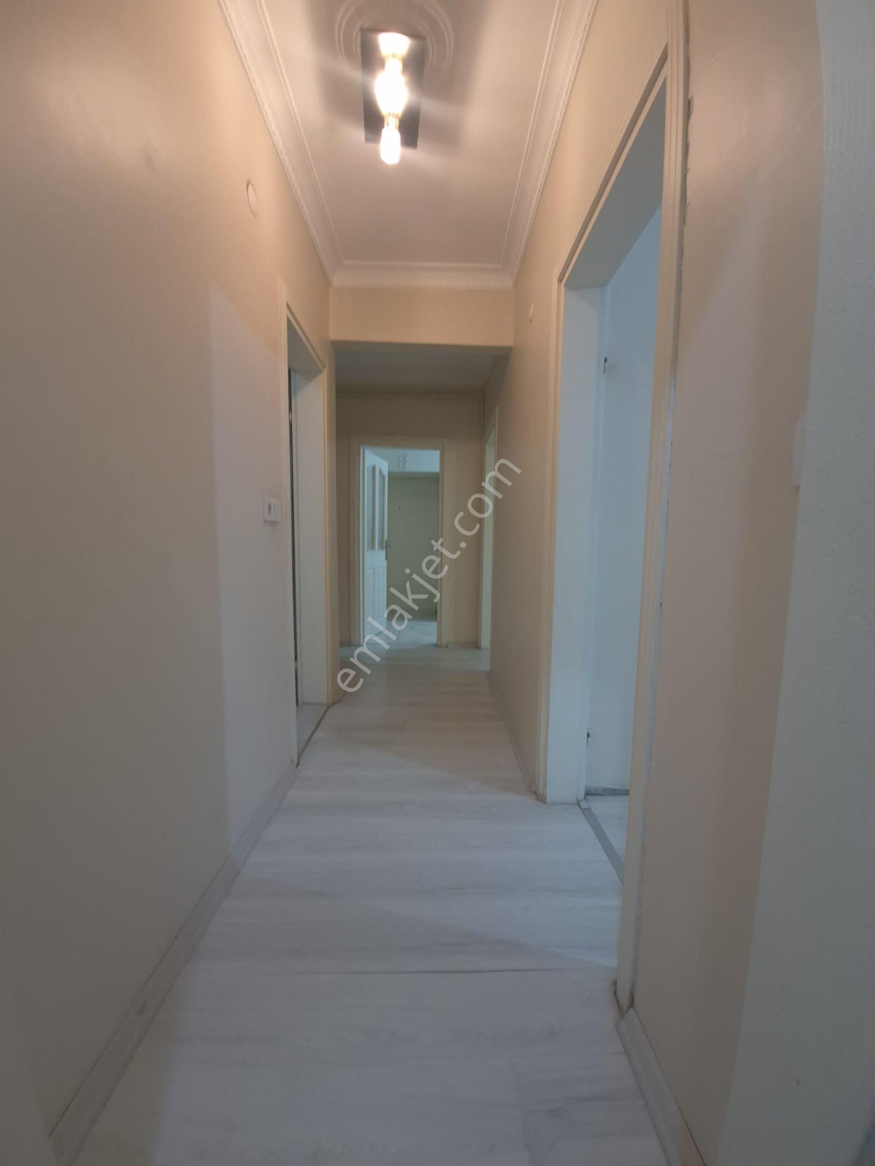 Karadeniz Mah 3+1 130 M2 5. Kat Temiz Tramvaya Yakın Kiralık Daire Asansör Yok - Görsel 7