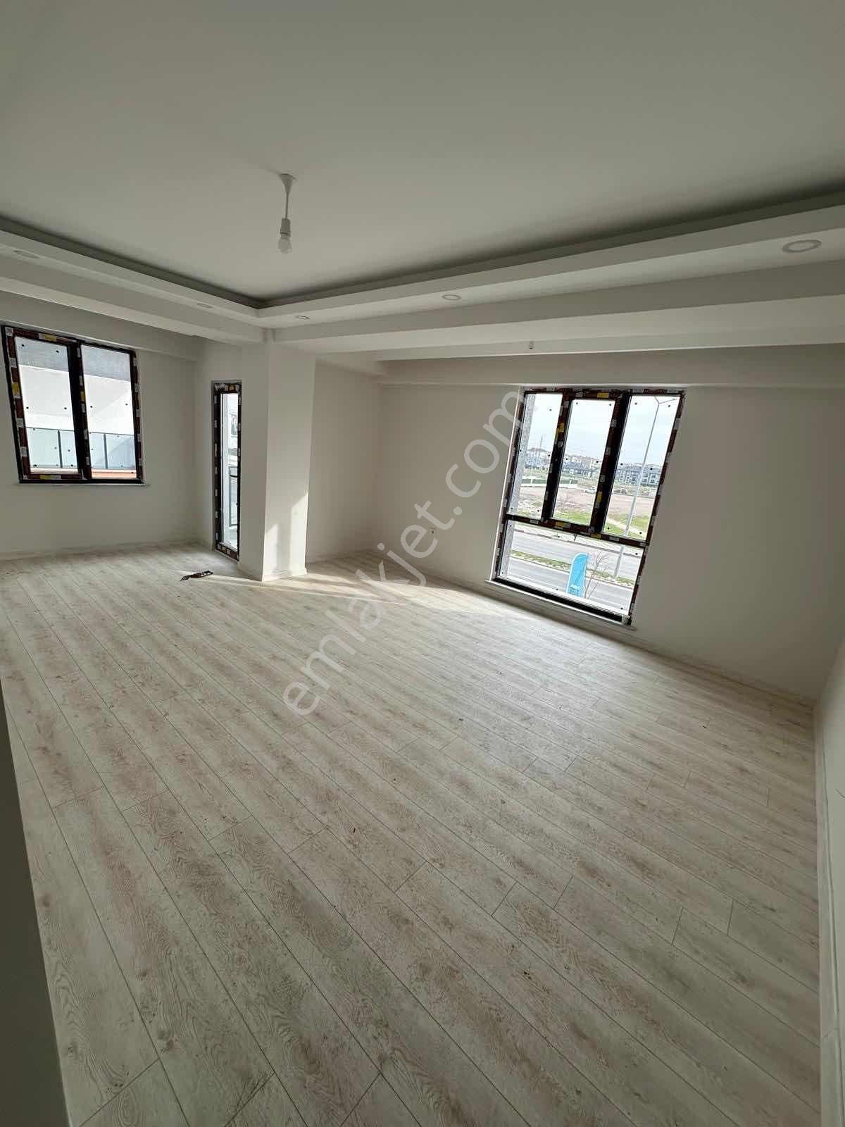 Rumeli Mahallesin De Havuzlu Site İçi Yatay Mimari 3+1 Daire - Görsel 10