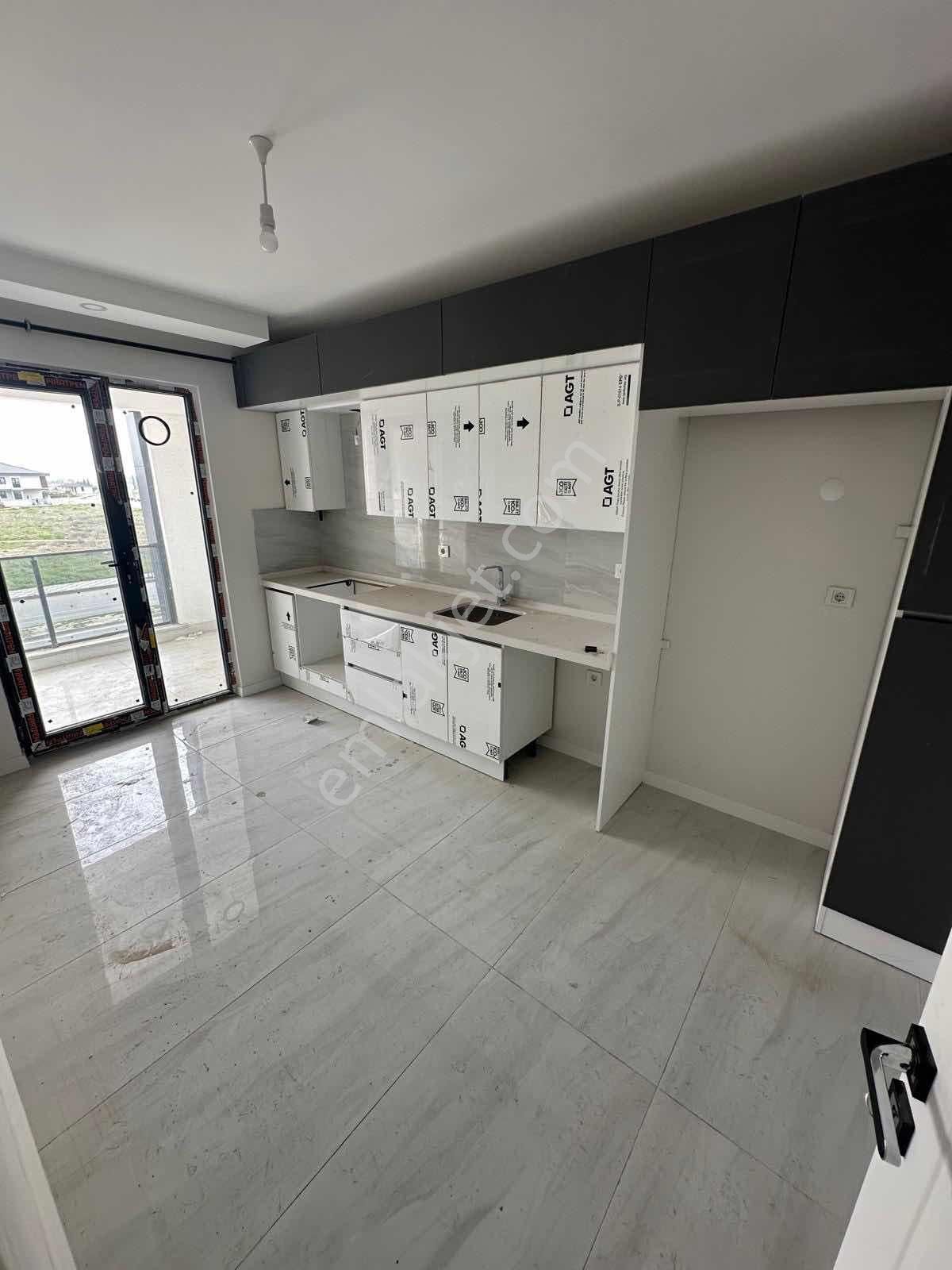Rumeli Mahallesin De Havuzlu Site İçi Yatay Mimari 3+1 Daire - Görsel 4