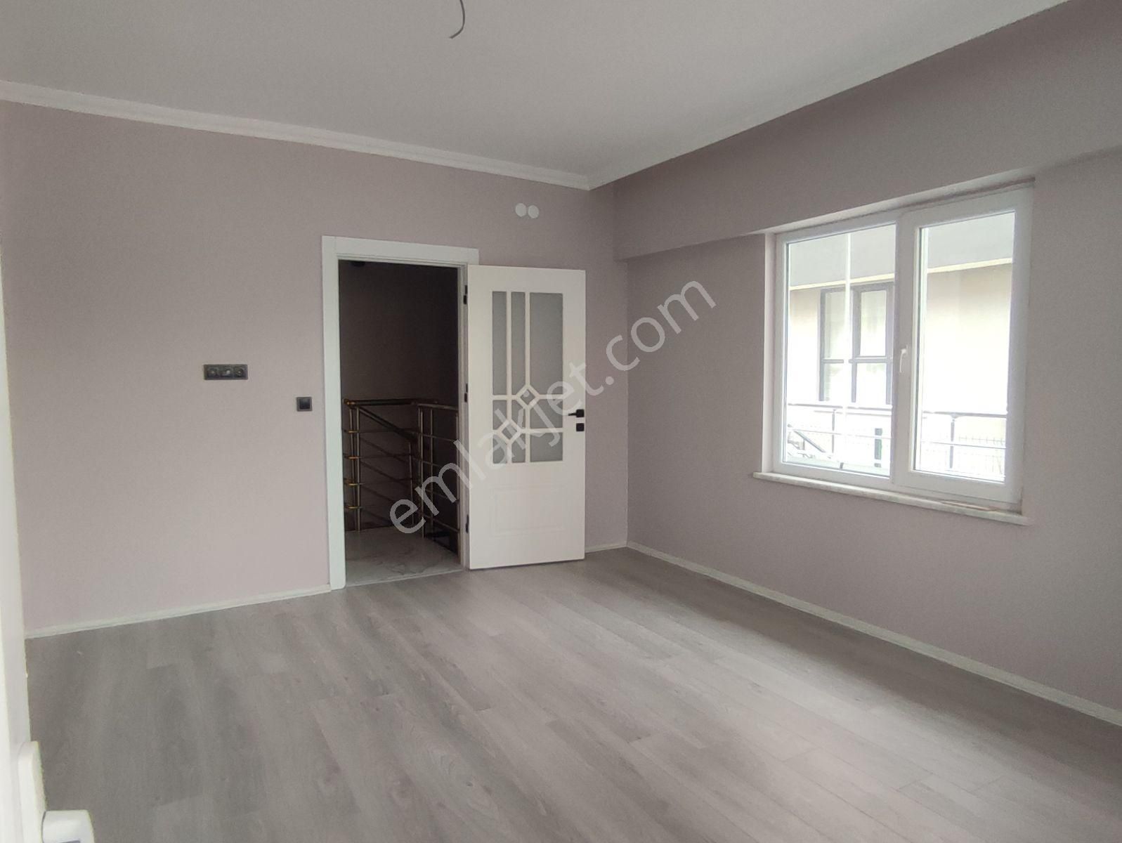 Yazır Şafak Cd. Civari Sistem Koleji Arkasi 2+1 Dubleks Daire - Görsel 8