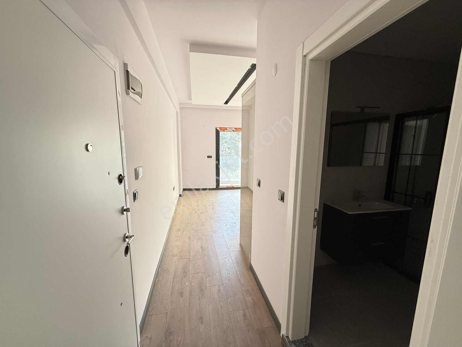 Kuşadası Davutlarda Satılık Son Uygun Fiyata 1+1 Daire - Görsel 13