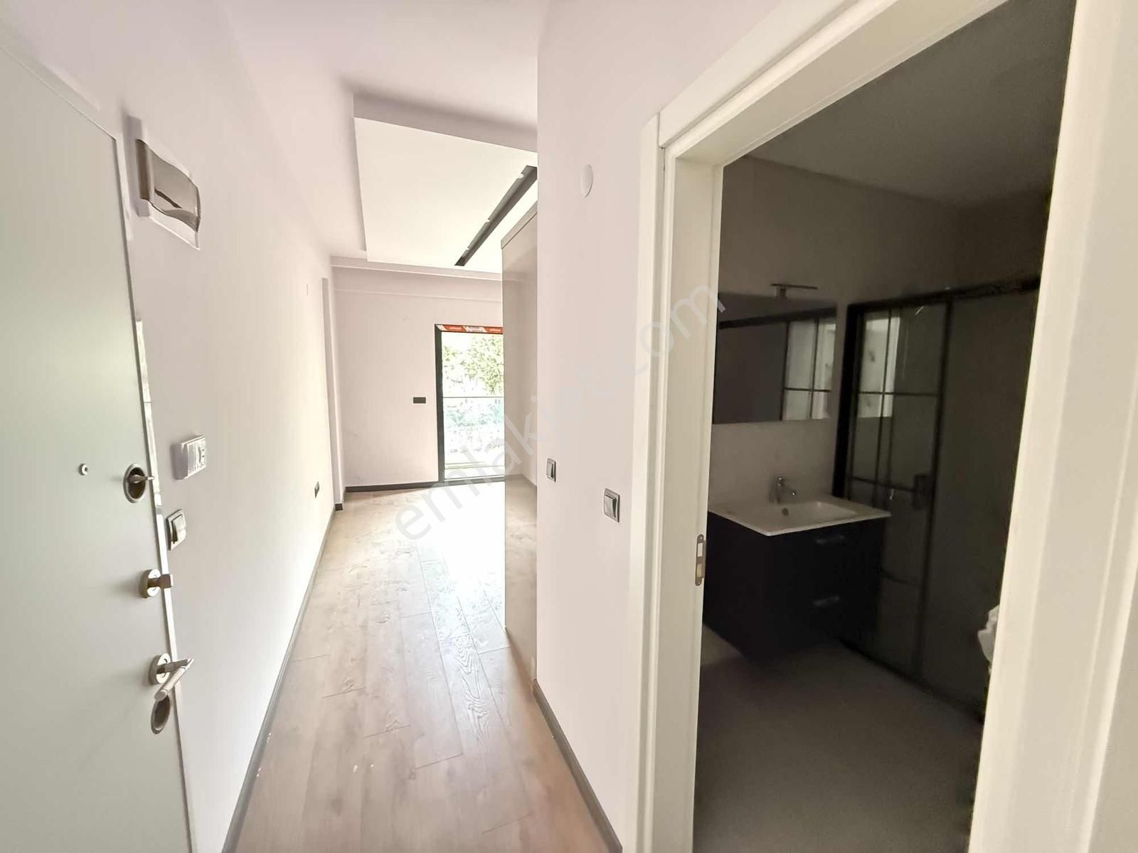 Kuşadası Davutlarda Satılık Son Uygun Fiyata 1+1 Daire - Görsel 4