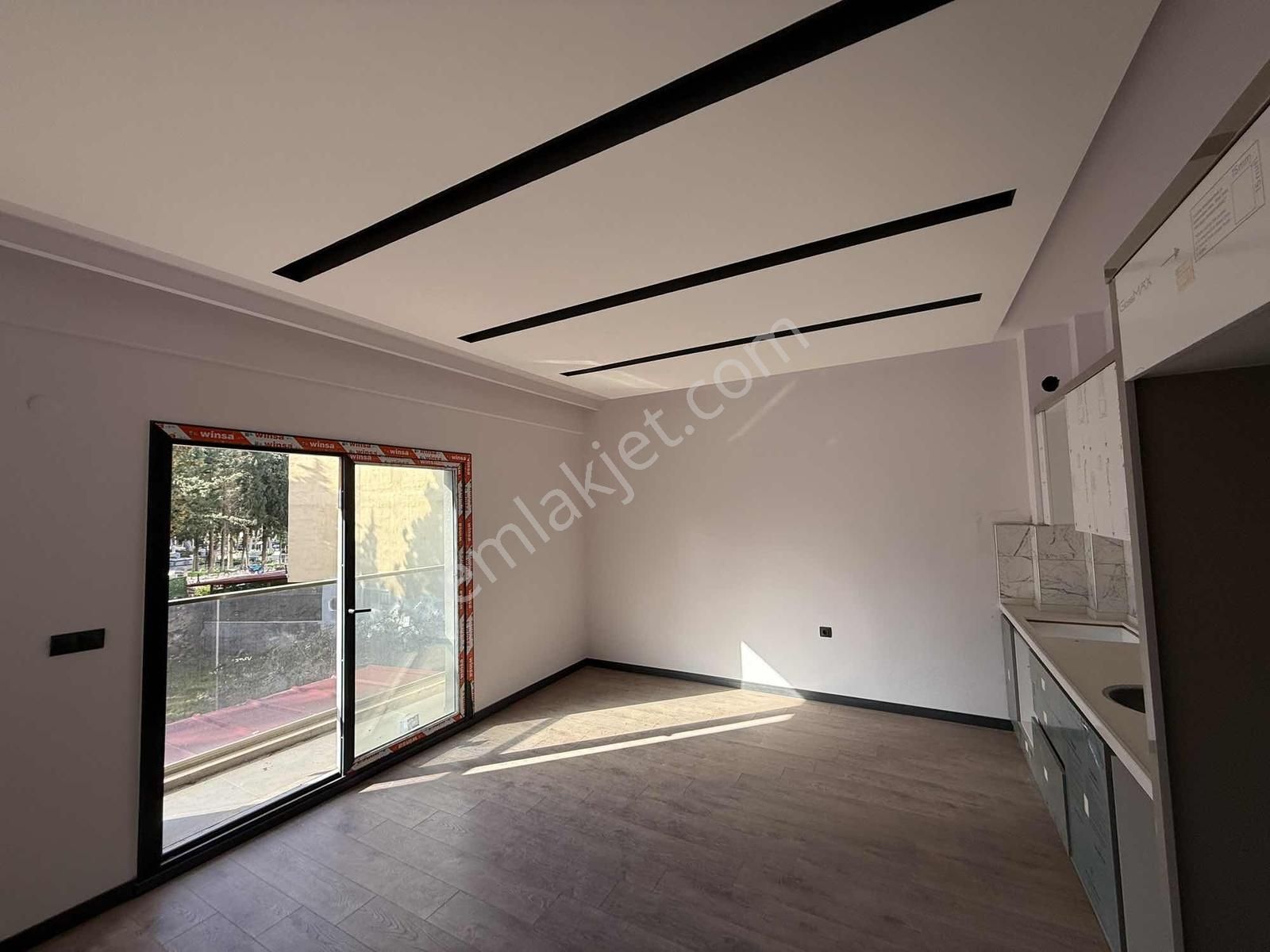 Kuşadası Davutlarda Satılık Son Uygun Fiyata 1+1 Daire - Görsel 17