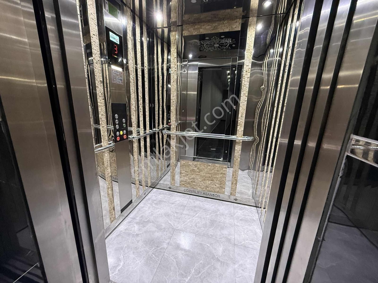 Kuşadası Davutlarda Satılık Son Uygun Fiyata 1+1 Daire - Görsel 25