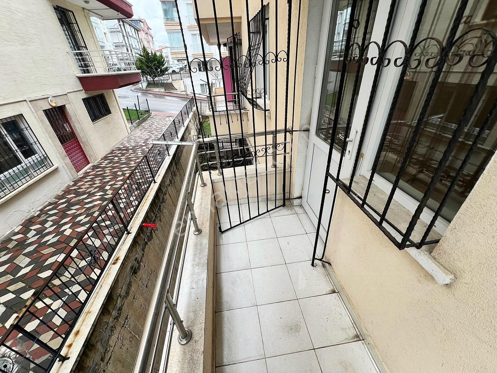 Atapark Ta Orta Kat Genıs M2 Masrafsız Asansörlü 3+1 Satılık !! - Görsel 3