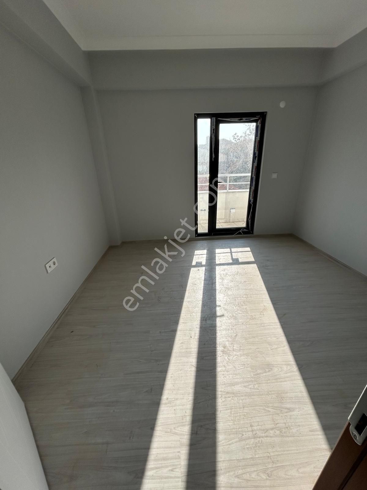 Canyapı'dan Solugan Camii Mevkiinde 3+1 Sıfır Süper Dubleks - Görsel 4