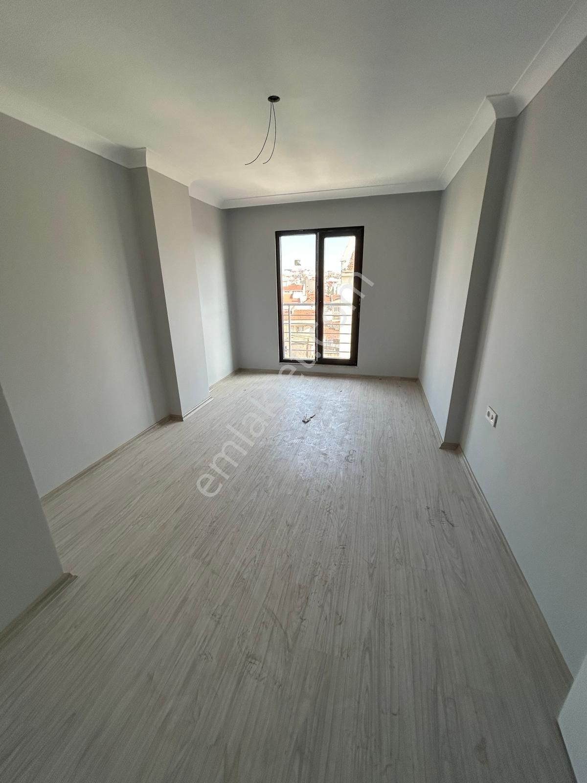 Canyapı'dan Solugan Camii Mevkiinde 3+1 Sıfır Süper Dubleks - Görsel 7