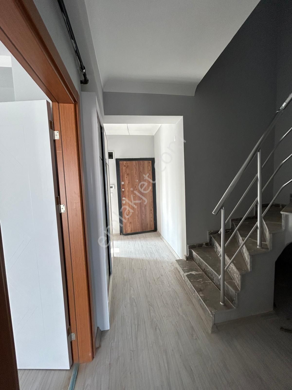Canyapı'dan Solugan Camii Mevkiinde 3+1 Sıfır Süper Dubleks - Görsel 16