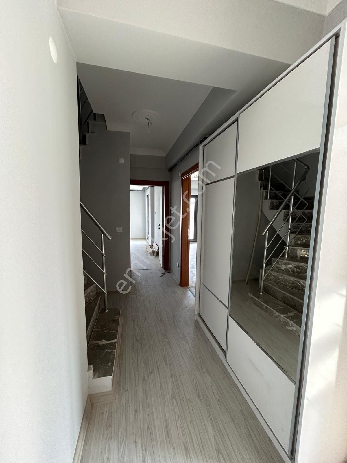 Canyapı'dan Solugan Camii Mevkiinde 3+1 Sıfır Süper Dubleks - Görsel 25