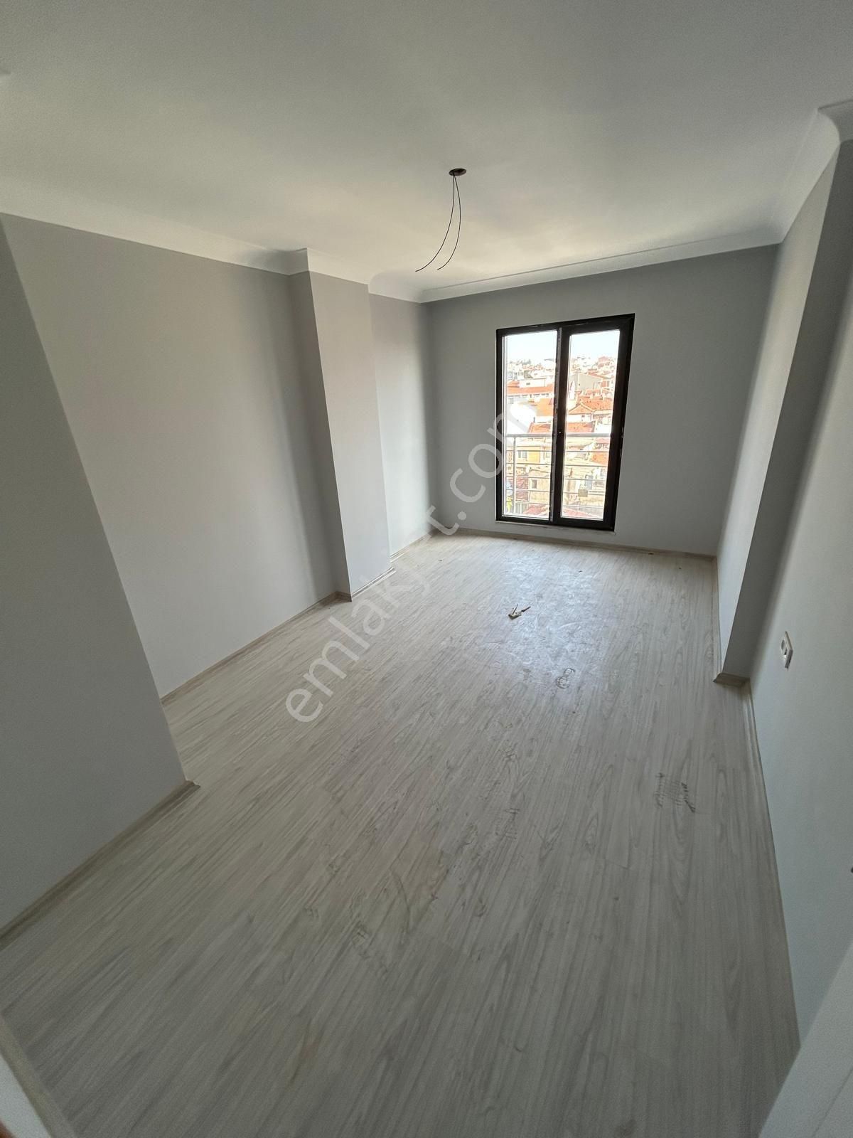 Canyapı'dan Solugan Camii Mevkiinde 3+1 Sıfır Süper Dubleks - Görsel 8