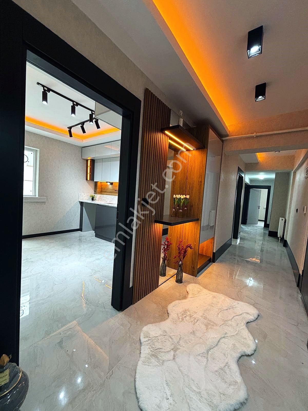 Atapark Da Ultra Lüx Yapılı Genis M2 Orta Kat 4+1 Satılık Daire - Görsel 17