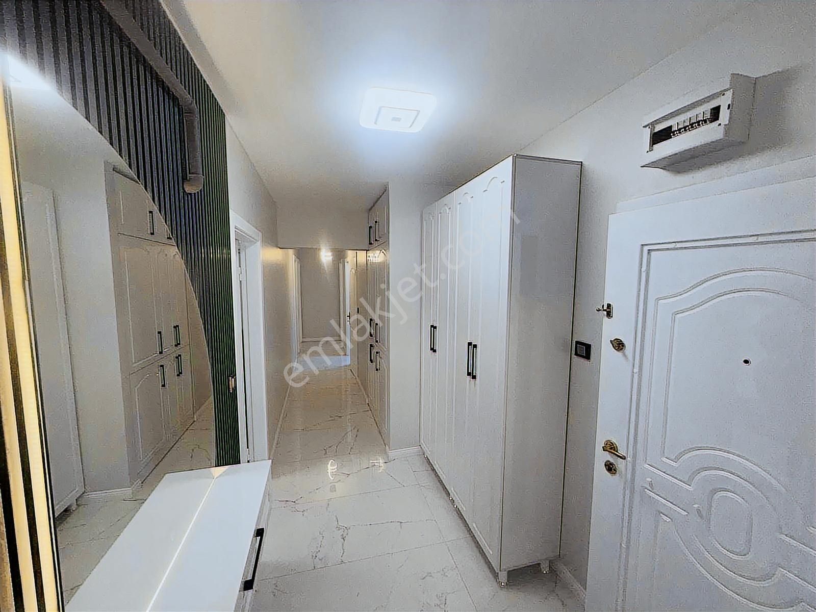 Çankaya Birlik Mah. Full+full Yapılı Mükemmel Lokasyonda 3+1 - Görsel 7