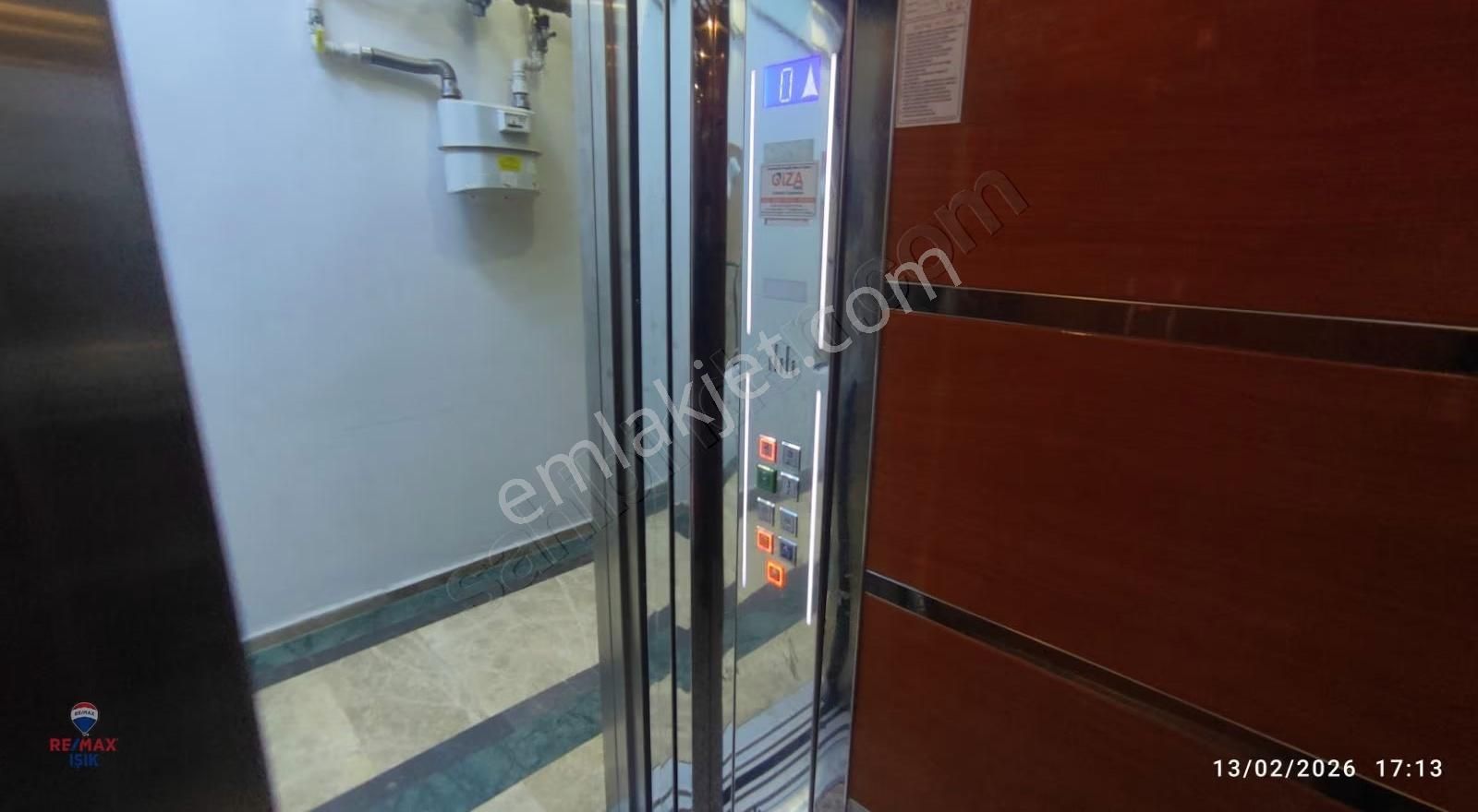 Çekmeköy Merkez Mahallesi'nde Lüks 2+1 Daireniz Sizi Bekliyor - Görsel 21