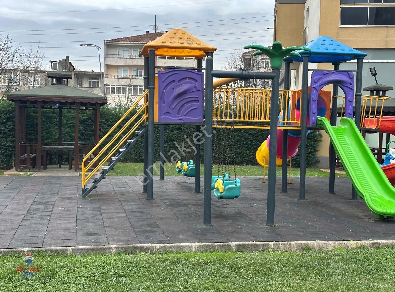 Sancaktepe Envarev Sitesinde 1+1 Kapalı Mutfaklı Satılık Daire - Görsel 20