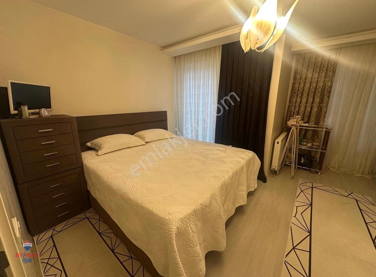 Sancaktepe Envarev Sitesinde 1+1 Kapalı Mutfaklı Satılık Daire - Görsel 12