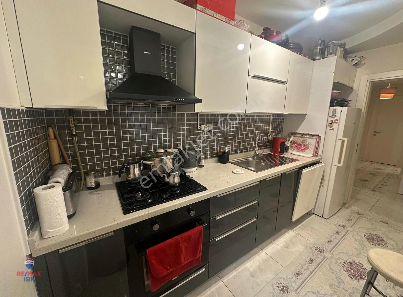 Sancaktepe Envarev Sitesinde 1+1 Kapalı Mutfaklı Satılık Daire - Görsel 8