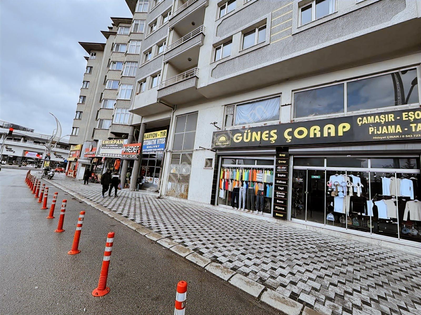 Park Afyon'a Yakın Bölgede Fırsat Devren İç Giyim Mağazası - Görsel 21