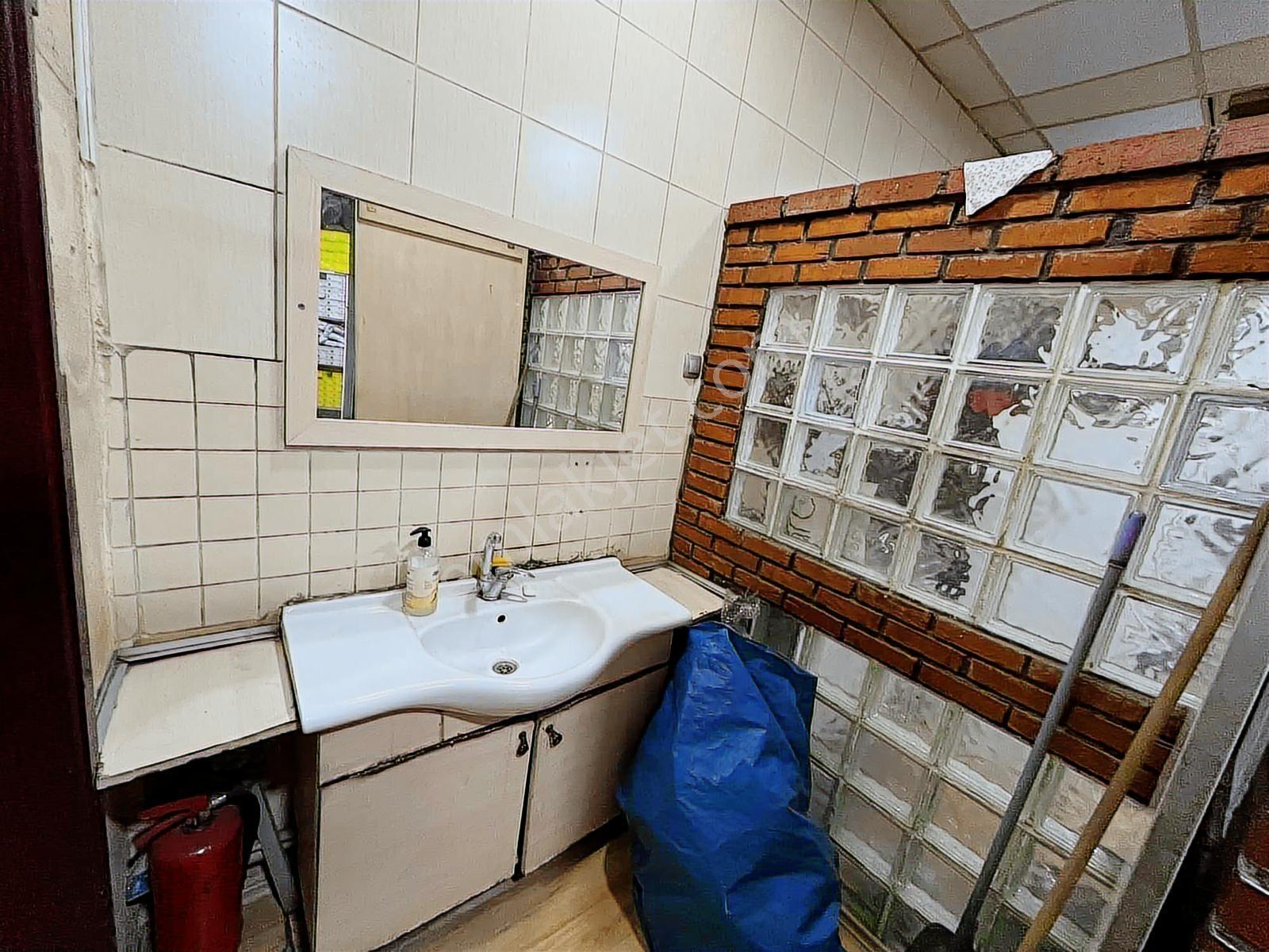 Park Afyon'a Yakın Bölgede Fırsat Devren İç Giyim Mağazası - Görsel 27