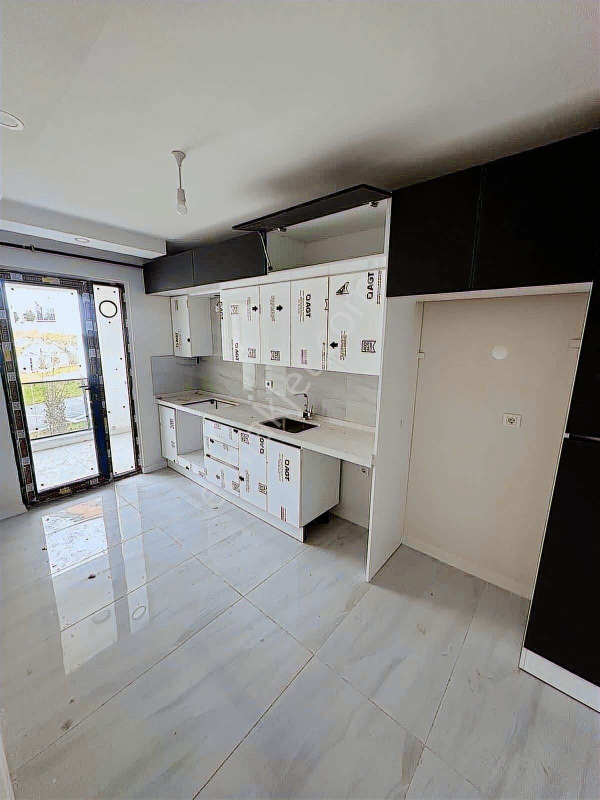 Rumeli Mahallesin De 2+1 Havuzlu Site İçi Satılık Daire - Görsel 13