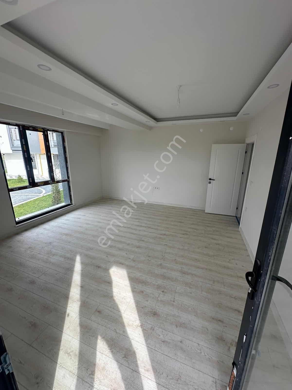 Rumeli Mahallesin De 2+1 Havuzlu Site İçi Satılık Daire - Görsel 7