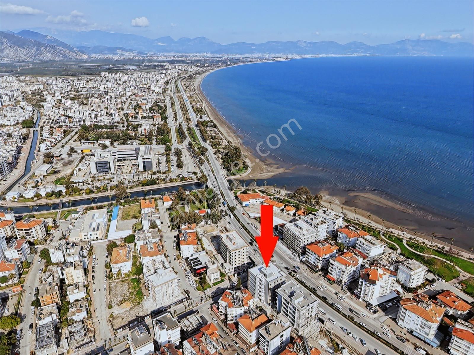 Mükemmel Konumda Deniz Manzaralı Satılık 2+0 Daire - Görsel 20