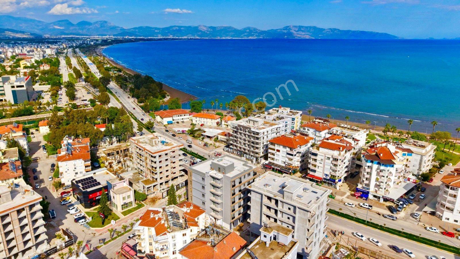 Mükemmel Konumda Deniz Manzaralı Satılık 2+0 Daire