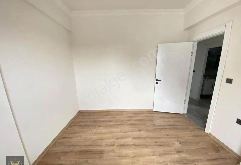 Esenyurt Güzelyurt Mah Metrobüse Yürüme Mesafesinde 3+1 Dairemiz - Görsel 4