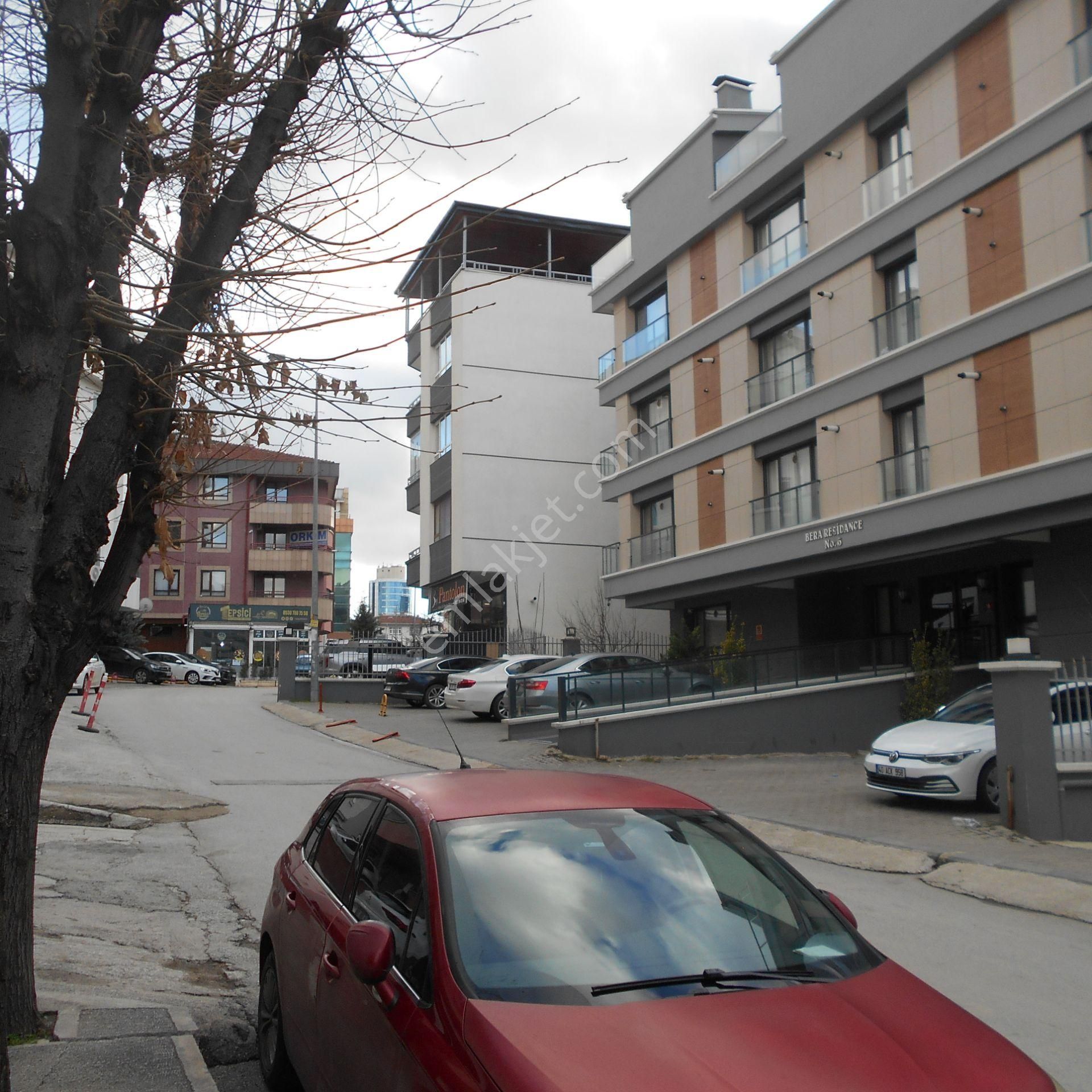 Ankara Çankaya Balgat Oğuzlarda 2+1 Ön Cepe - Görsel 28